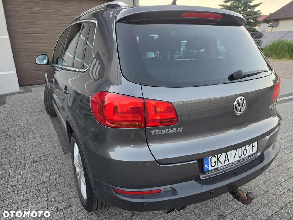 Volkswagen Tiguan 2.0 TDI DPF 4Motion BlueMotion Technology DSG Lounge Sport & Style - 11
