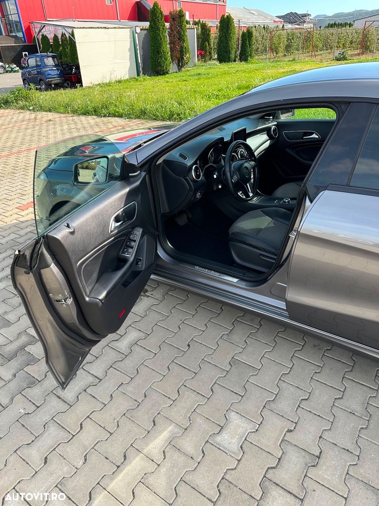 Mercedes-Benz CLA 220 - 5