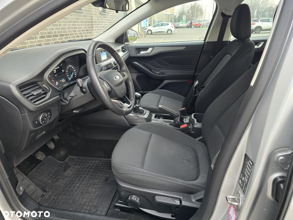 Ford Focus SW 1.5 TDCi Titanium - 19