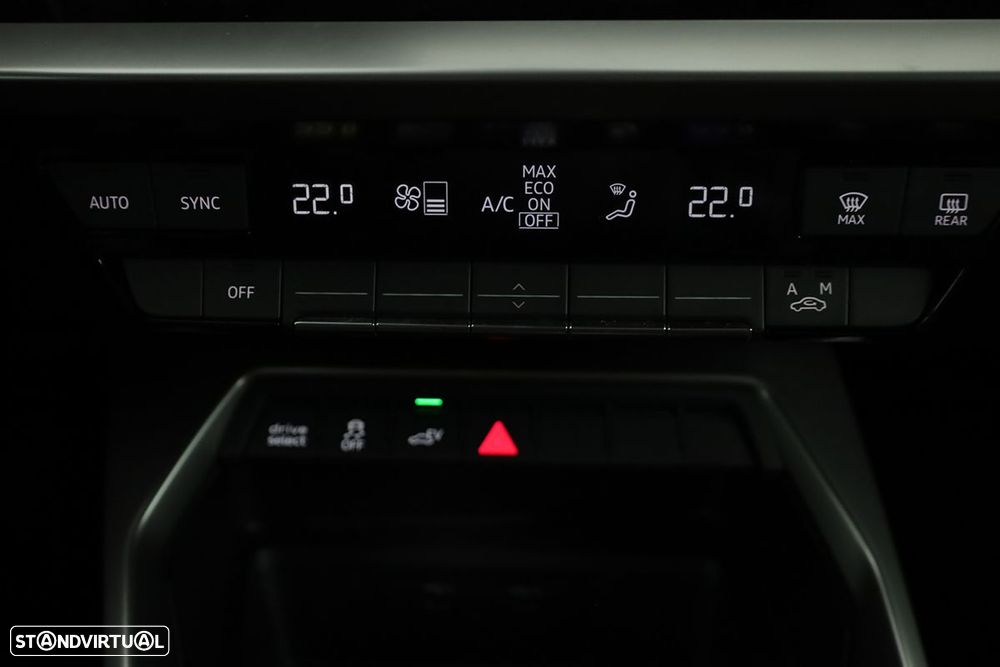 Audi A3 Sportback 45 TFSIe S line - 12