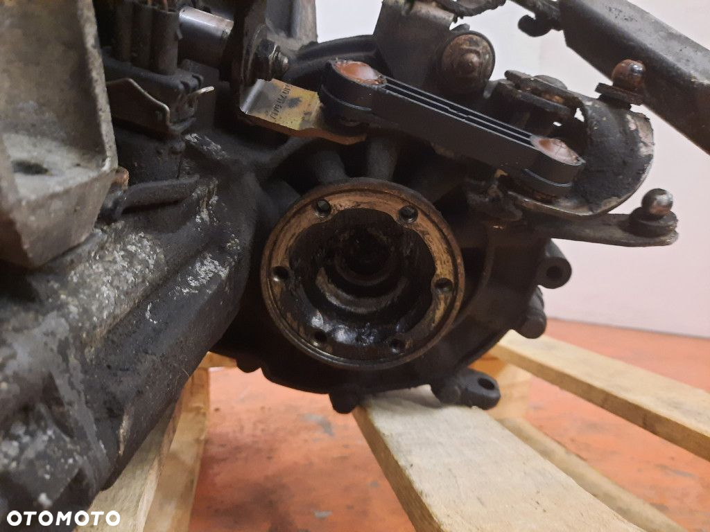 AUDI A3 8L 1.6MT 101KM 96-00 SKRZYNIA BIEGÓW MANUALNA 02K301107J AKL - 9
