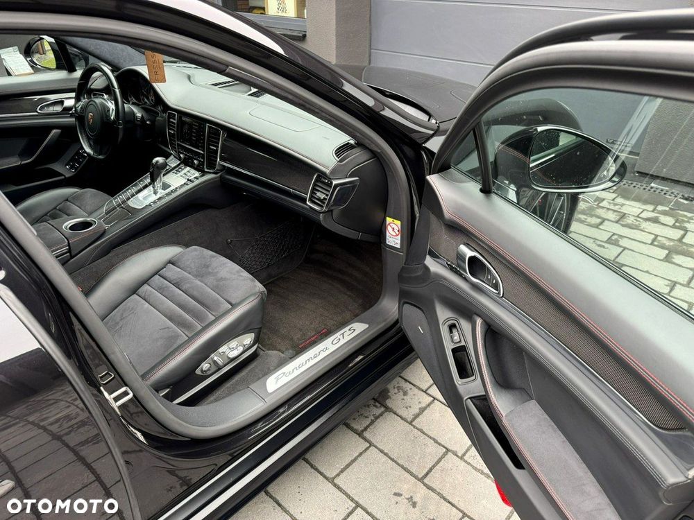 Porsche Panamera - 27