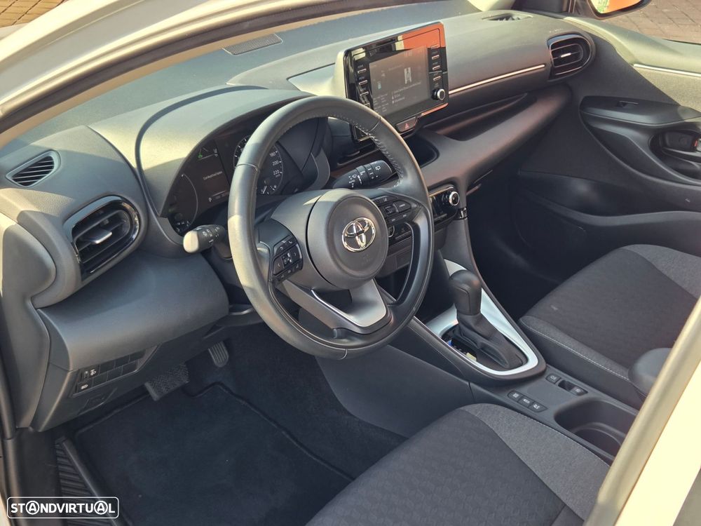 Toyota Yaris - 13