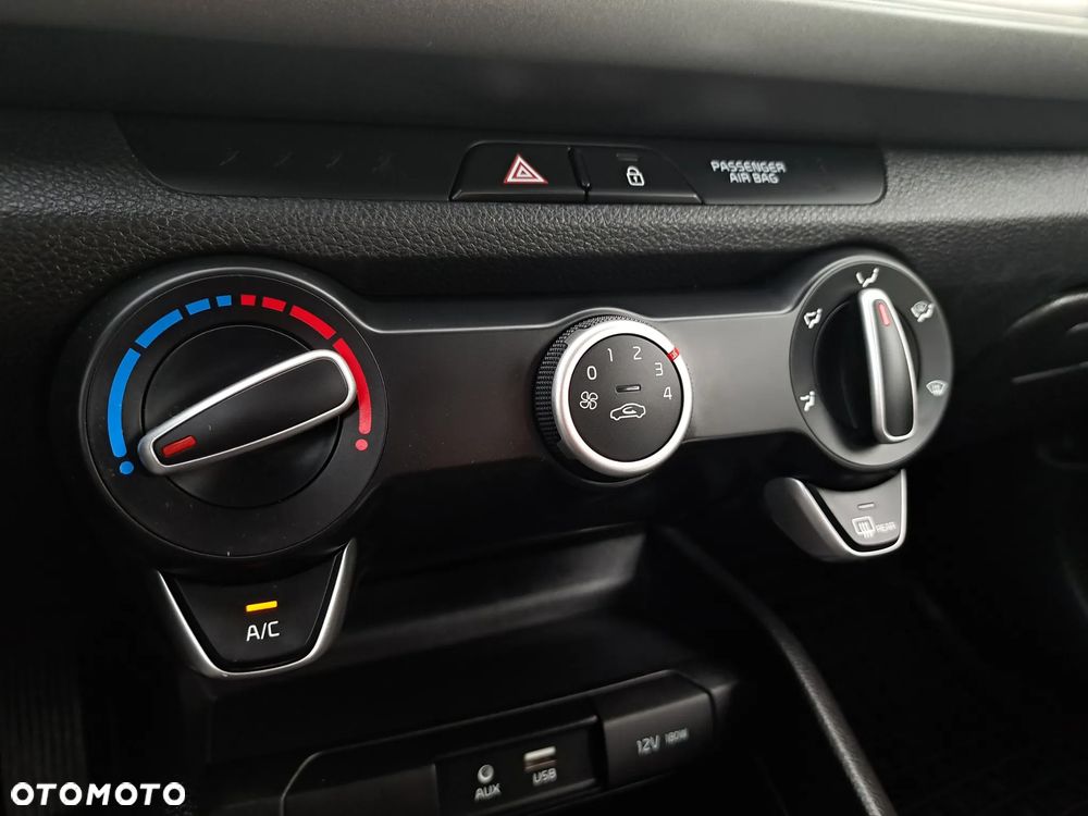 Kia Rio 1.2 M - 27