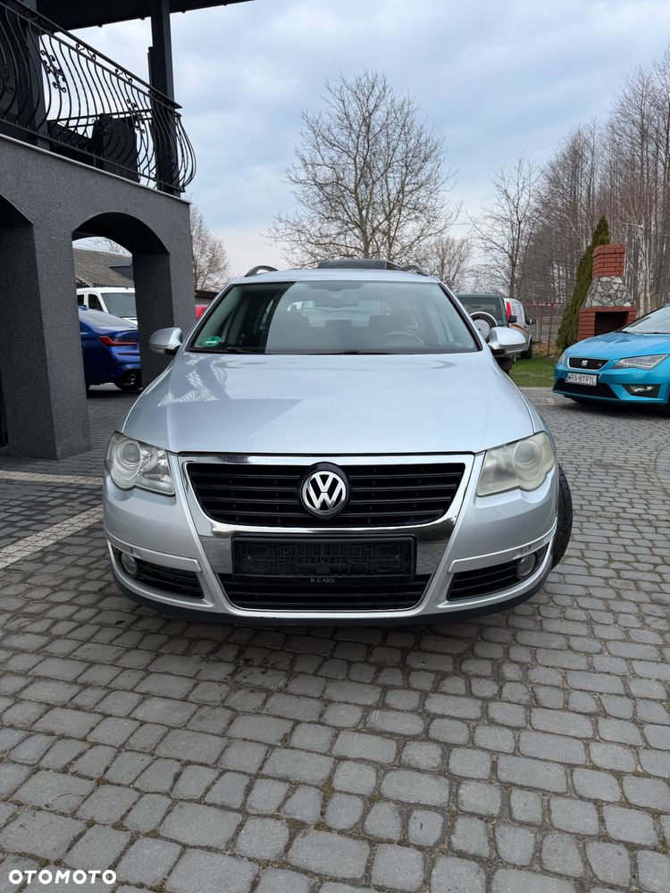 Volkswagen Passat - 4