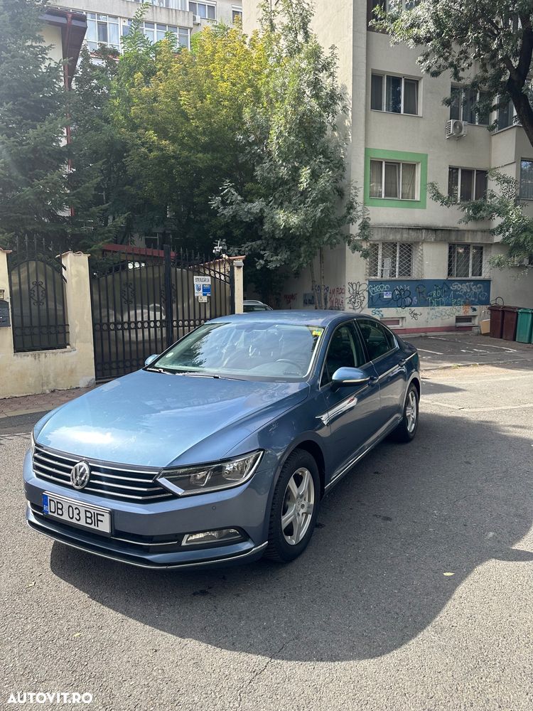 Volkswagen Passat 2.0 TDI DSG Comfortline - 1