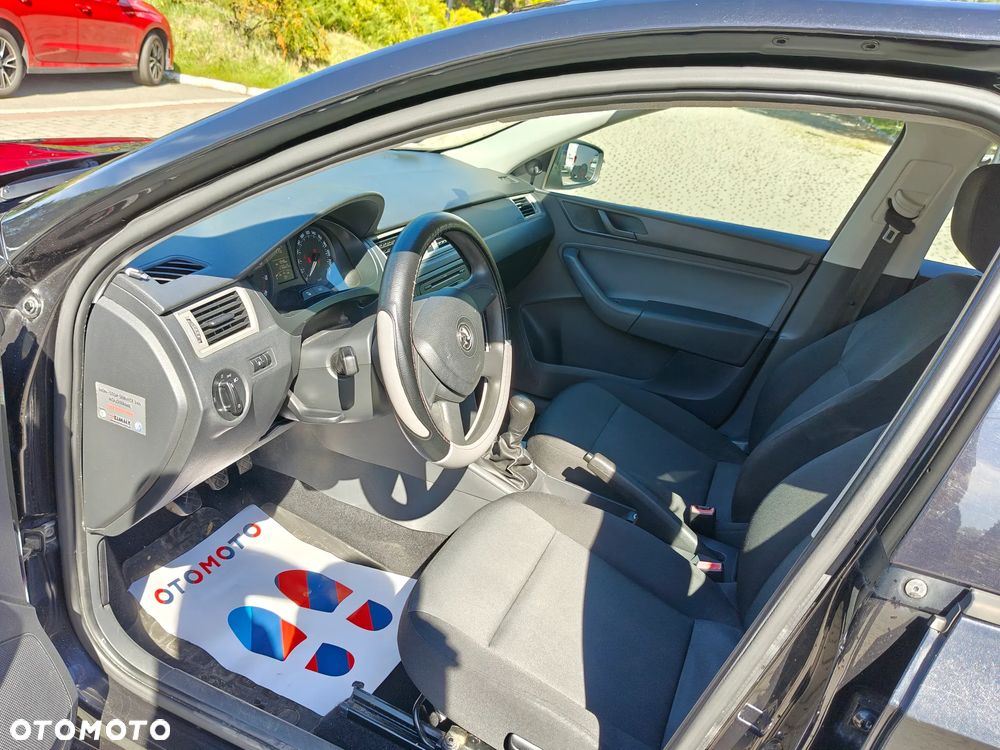 Skoda RAPID 1.2 TSI Elegance - 7