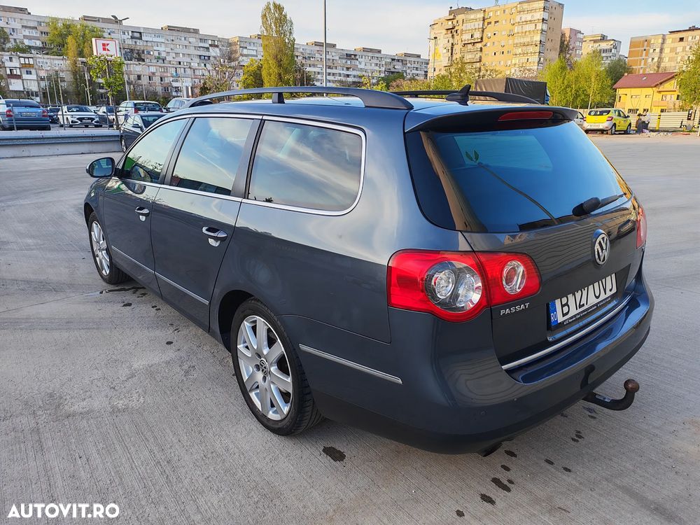 Volkswagen Passat - 4