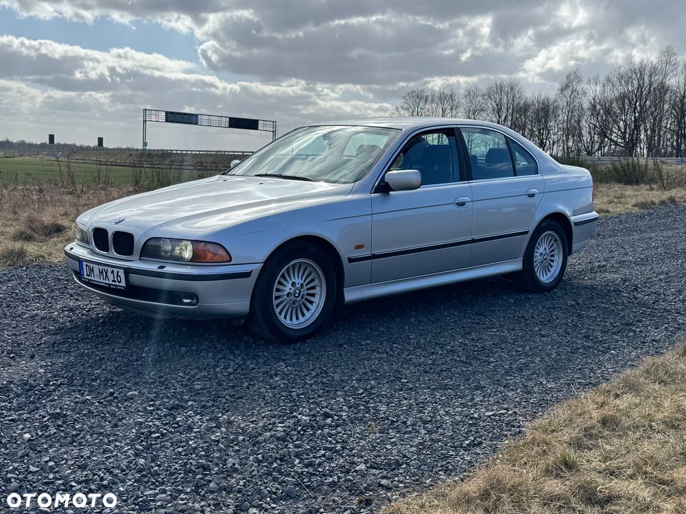 BMW Seria 5 - 8