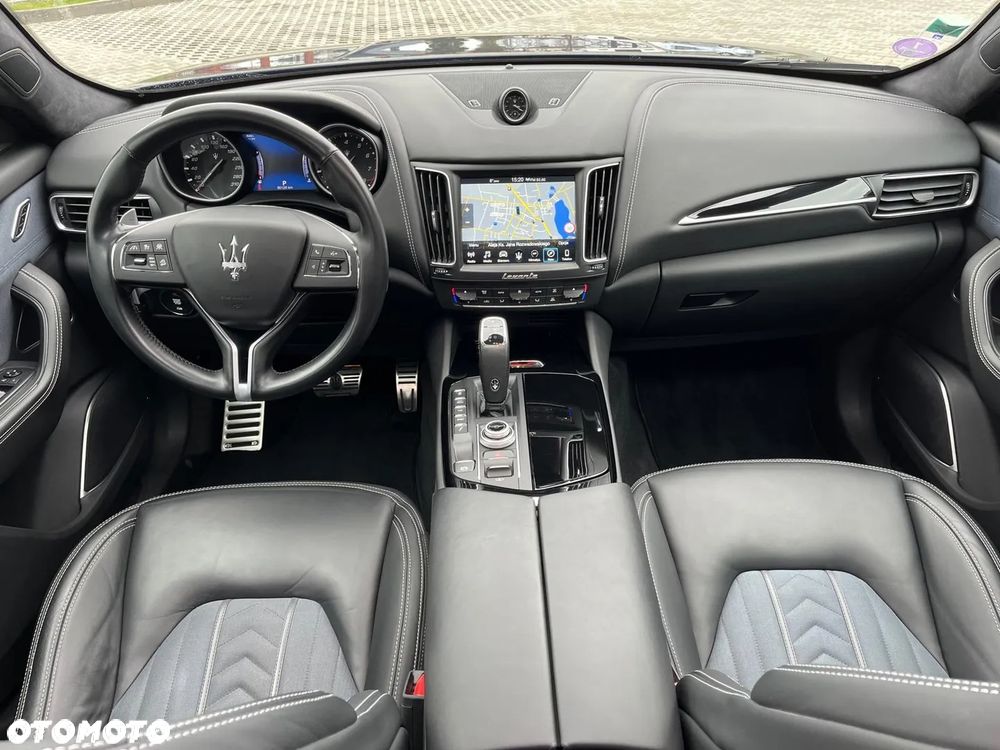 Maserati Levante S Granlusso - 28