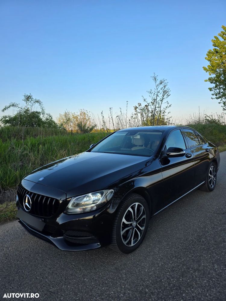 Mercedes-Benz C - 24