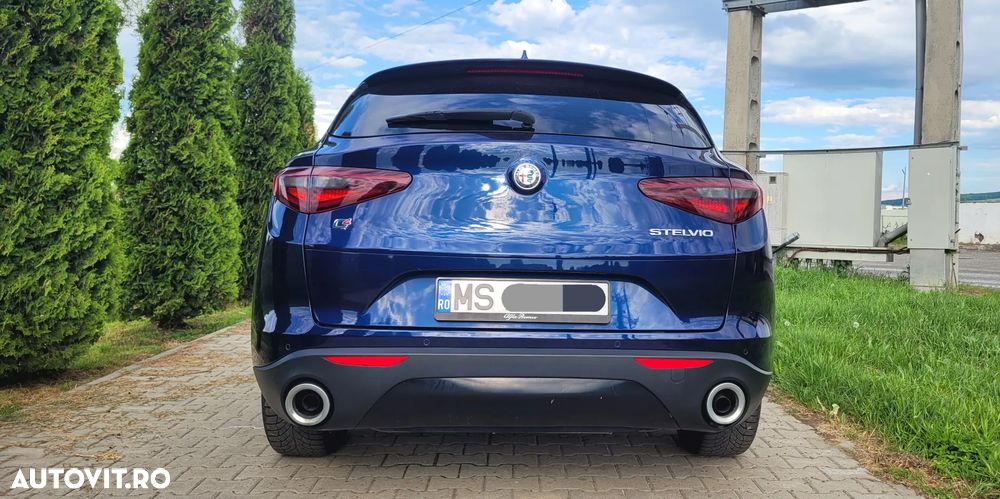 Alfa Romeo Stelvio - 3
