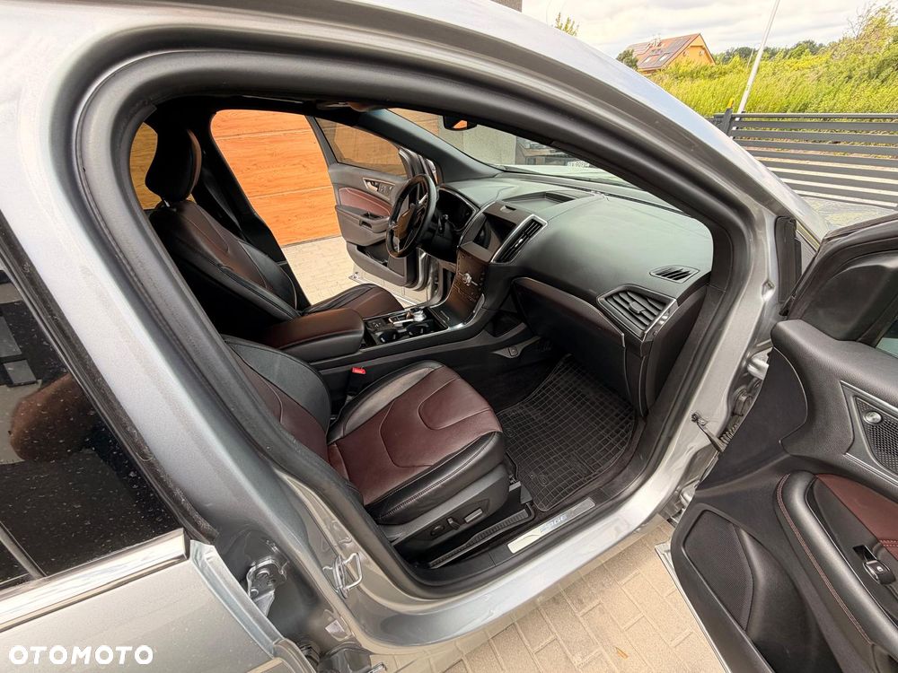 Ford Edge - 10