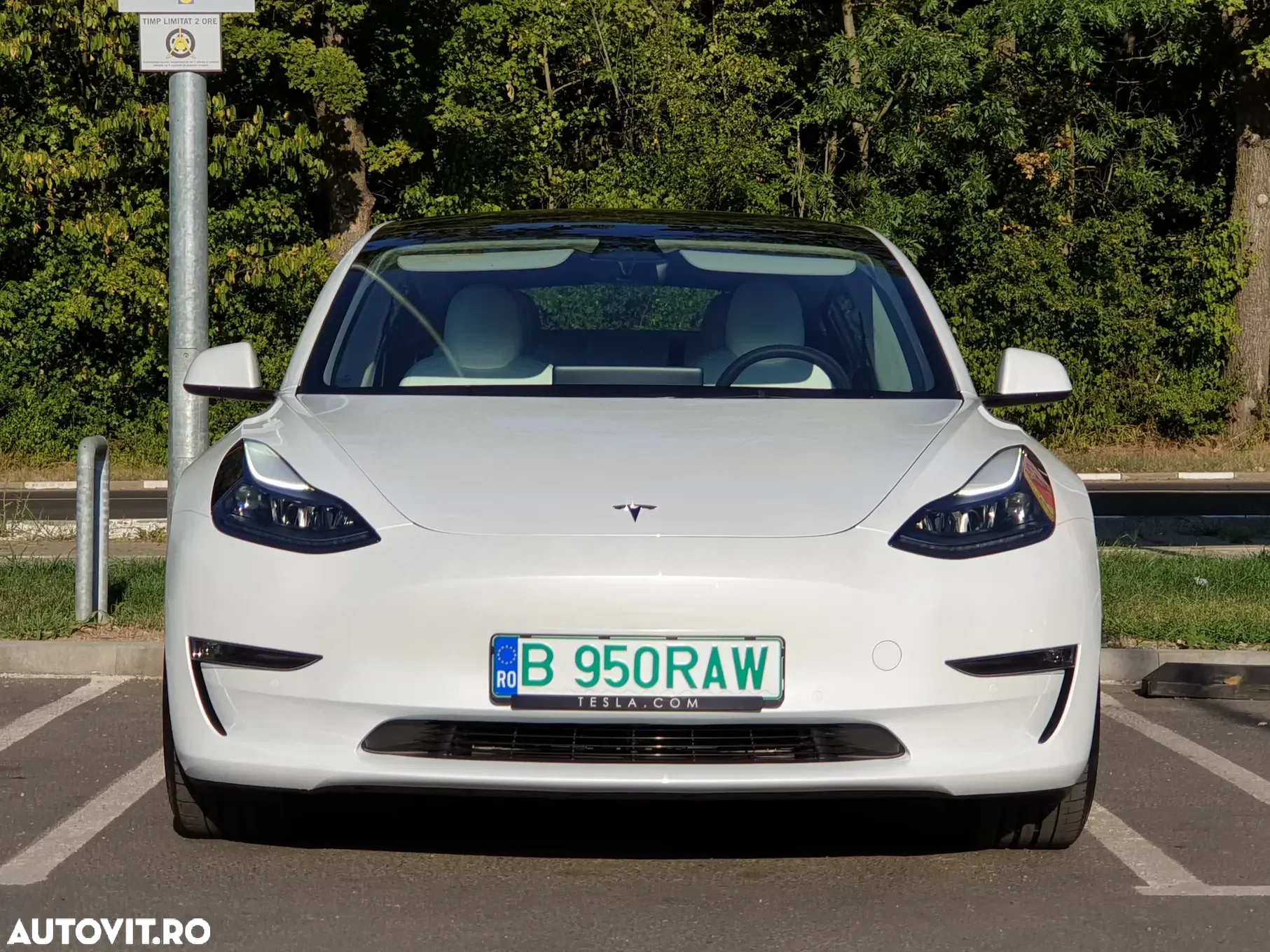Tesla Model 3 Performance - 11