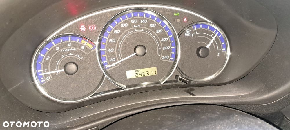Subaru Forester 2.0D Active - 9