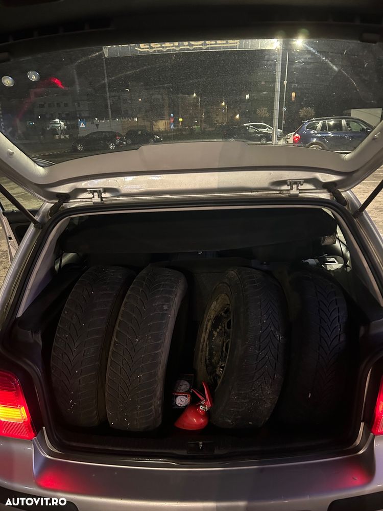 Volkswagen Golf 1.4 - 10