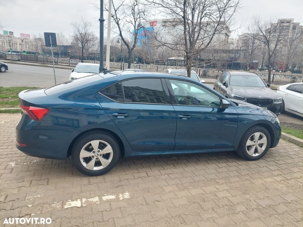 Skoda Octavia 2.0 TDI Style - 6