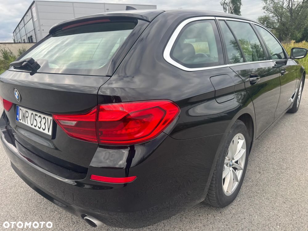 BMW Seria 5 530i - 7