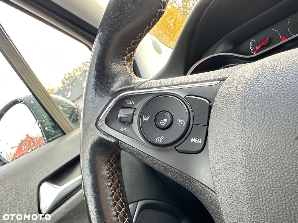 Opel Crossland X 1.2 T GPF Elite S&S - 13