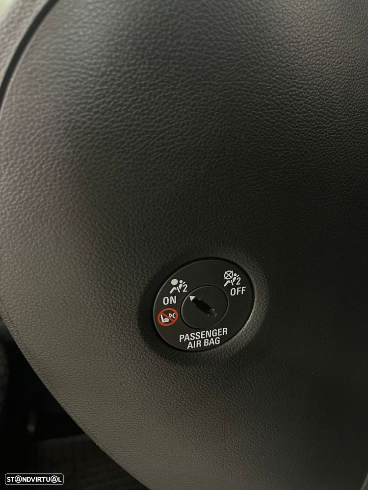 Opel Astra 1.2 Turbo Business Edition - 48