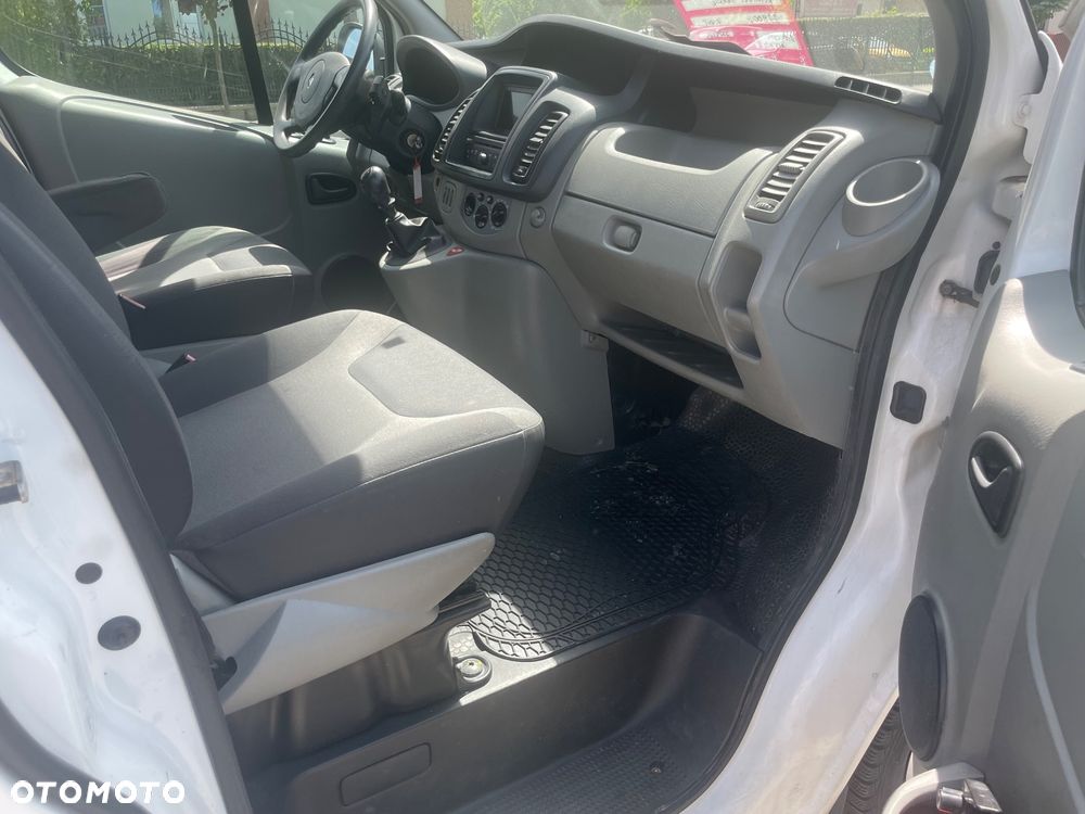 Renault Trafic - 9