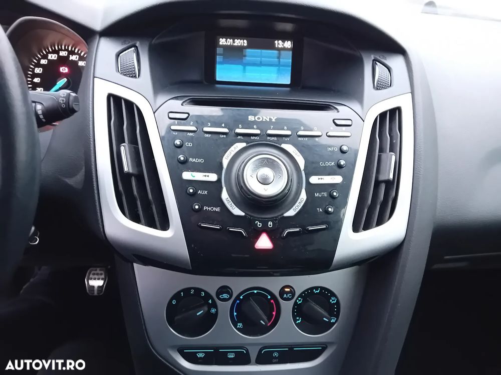 Ford Focus 1.6 EcoBoost Start Stop Titanium - 8