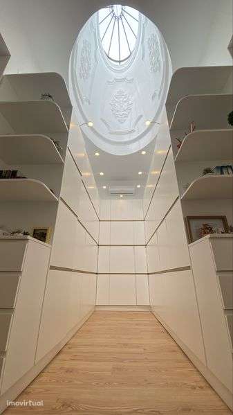 Moradia Luxo 665m² | T6 + Guest House | Piscina | Rendimento 1.400€ - Grande imagem: 2/12