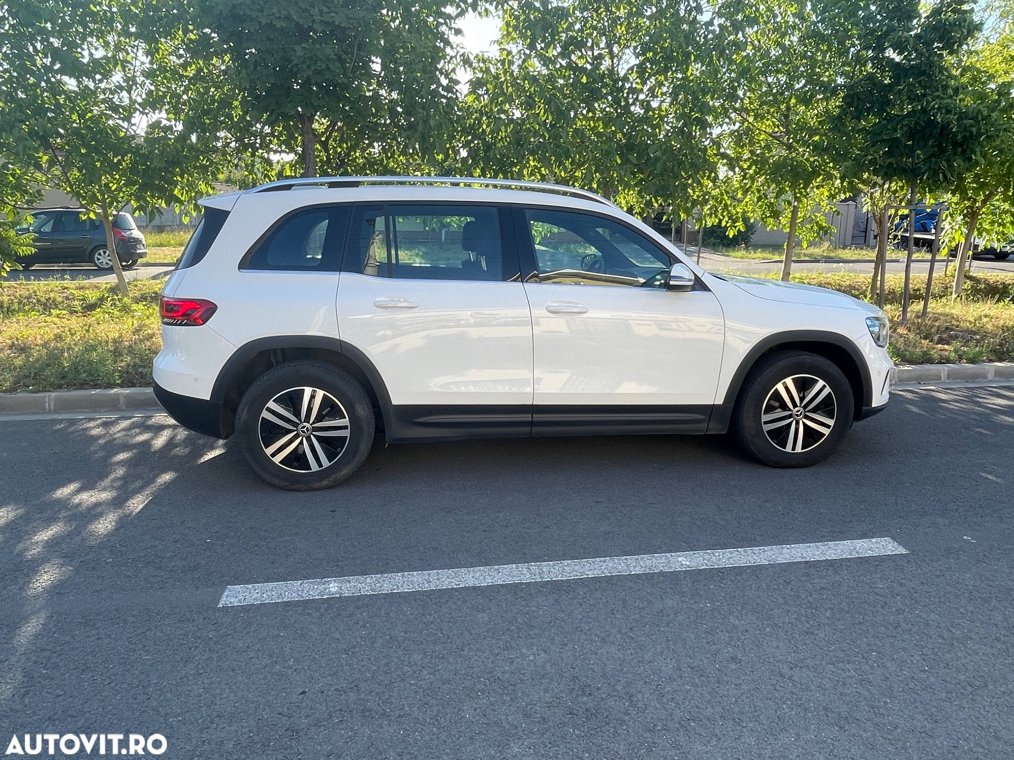 Mercedes-Benz GLB 220 d Aut. - 11