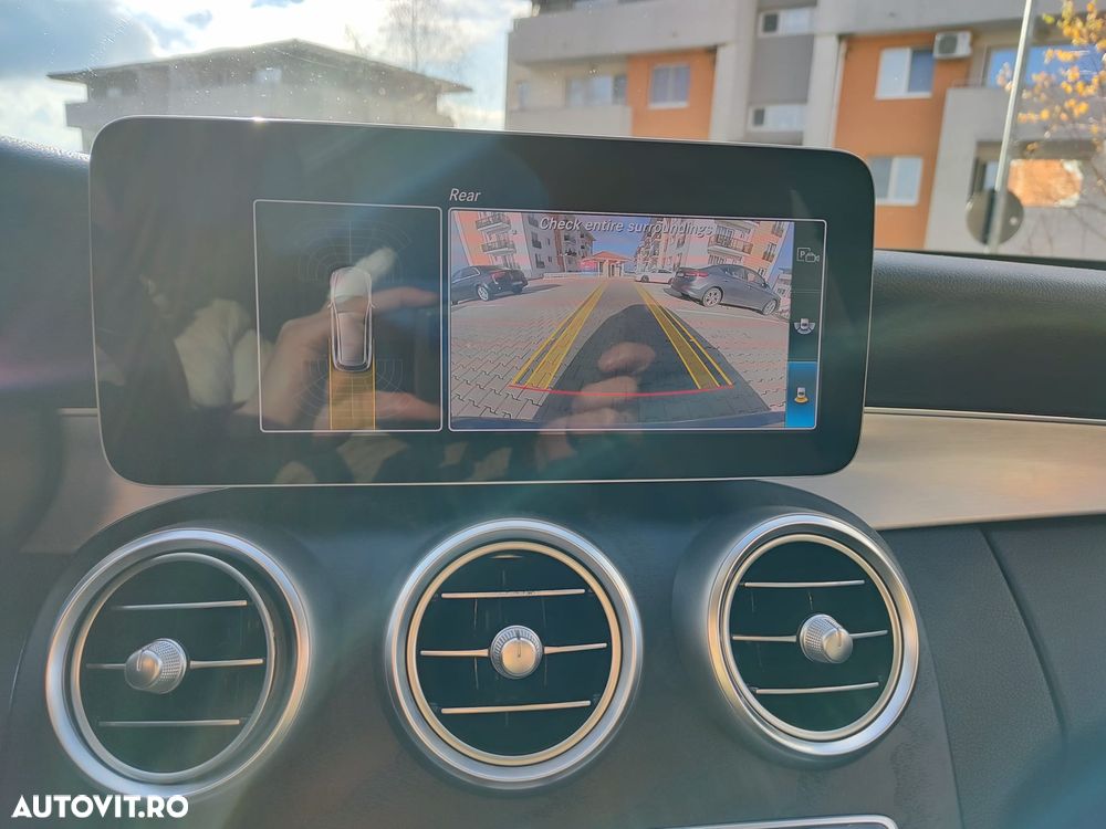 Mercedes-Benz C - 13