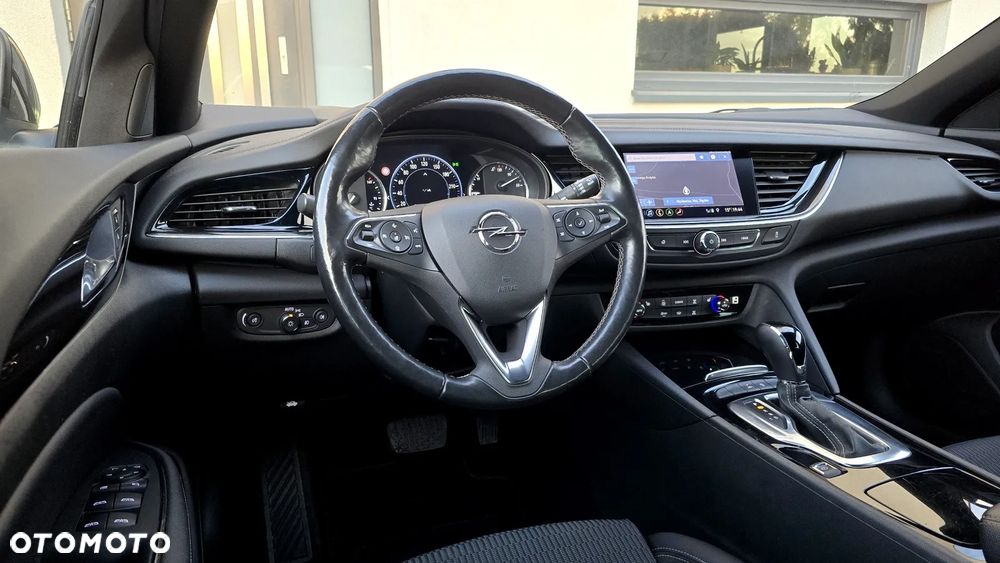 Opel Insignia 2.0 CDTI Business Elegance S&S - 23