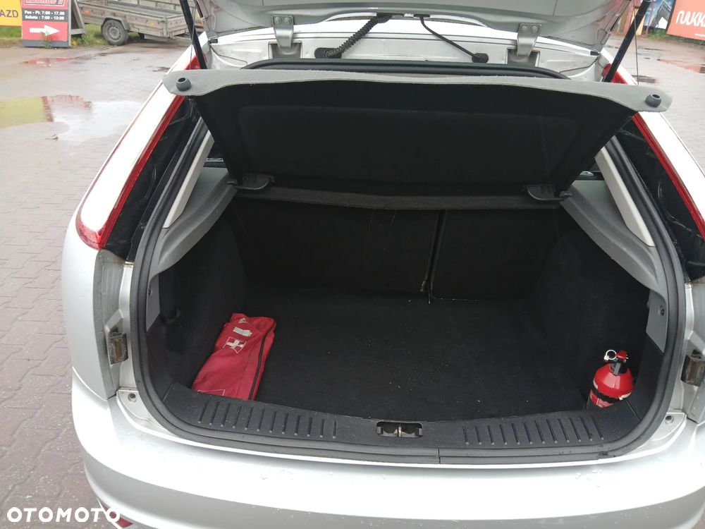 Ford Focus 1.6 TDCi Style - 17