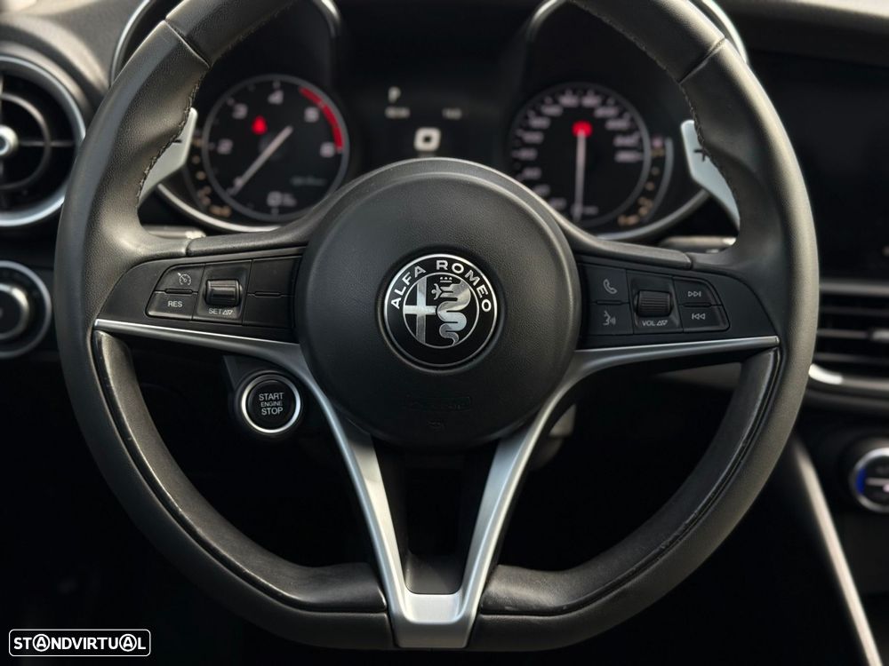 Alfa Romeo Giulia 2.2 D Super AT8 - 29