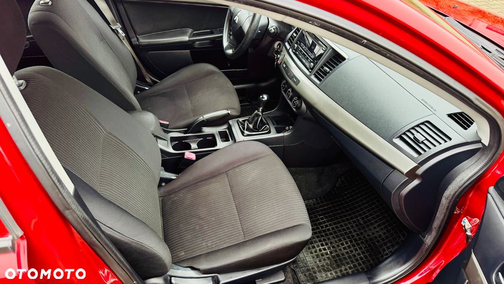 Mitsubishi Lancer - 20