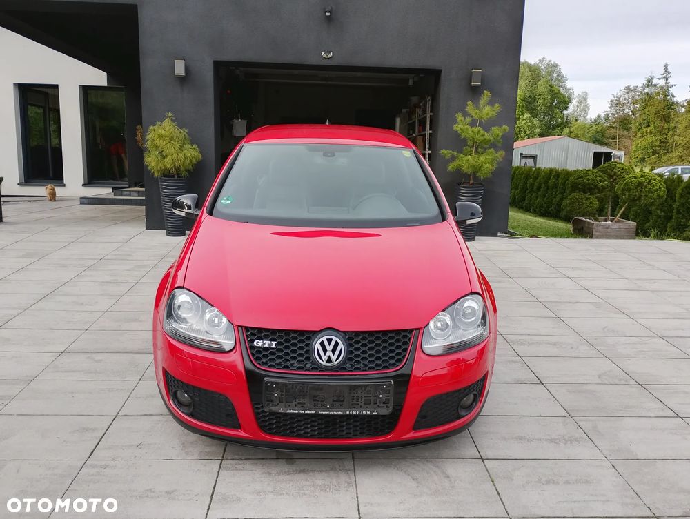 Volkswagen Golf 2.0 GTI - 1