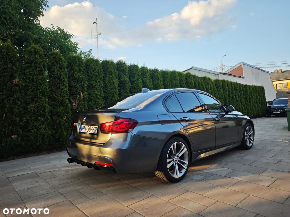 BMW Seria 3 328i M Sport - 4
