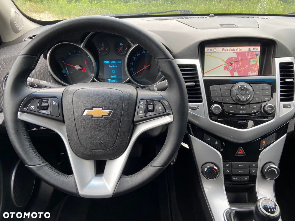 Chevrolet Cruze - 31