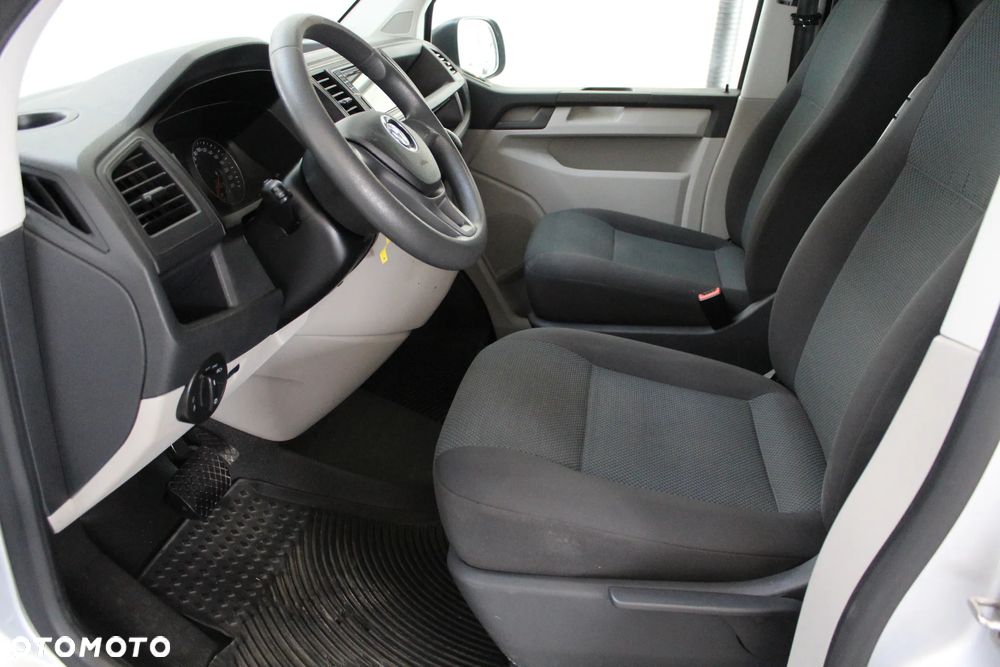 Volkswagen Transporter T6 - 10