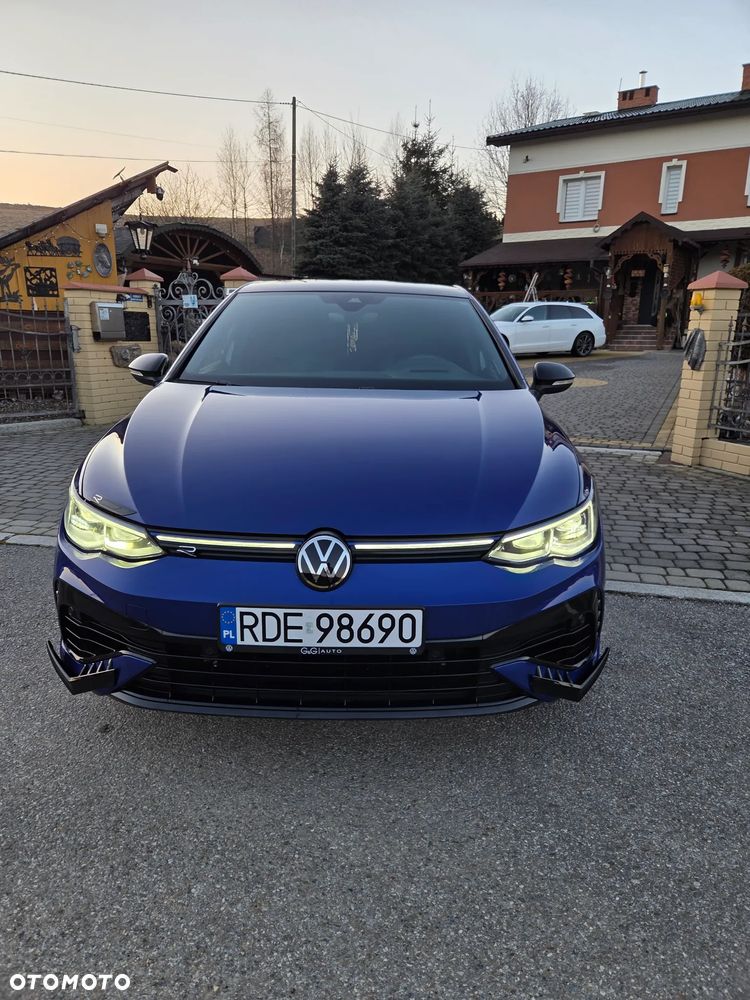 Volkswagen Golf - 2