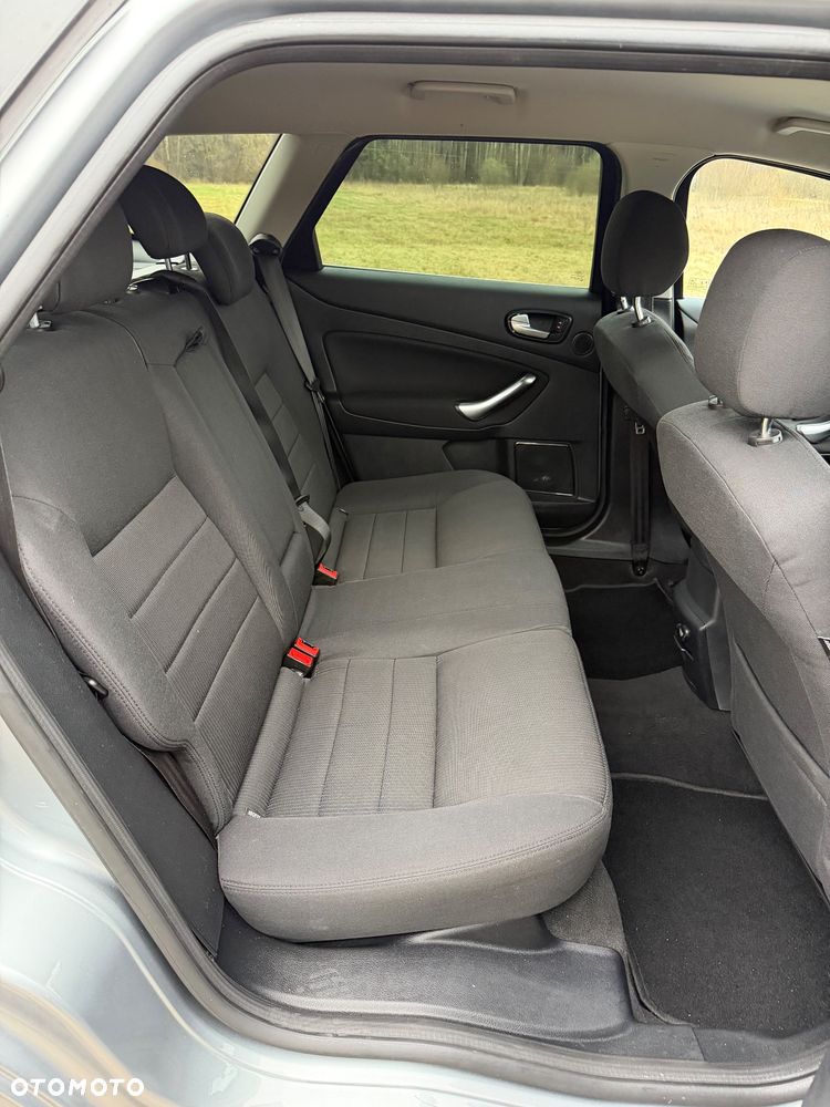 Ford Mondeo 2.0 TDCi Viva Titanium - 15