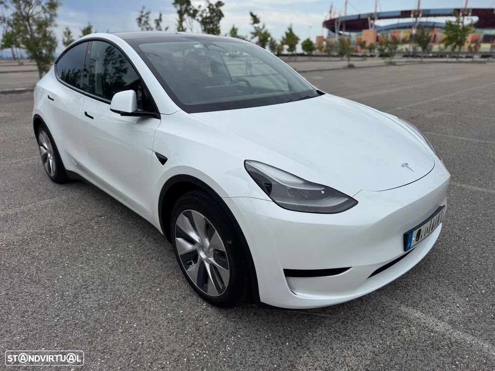 Tesla Model Y RWD - 3