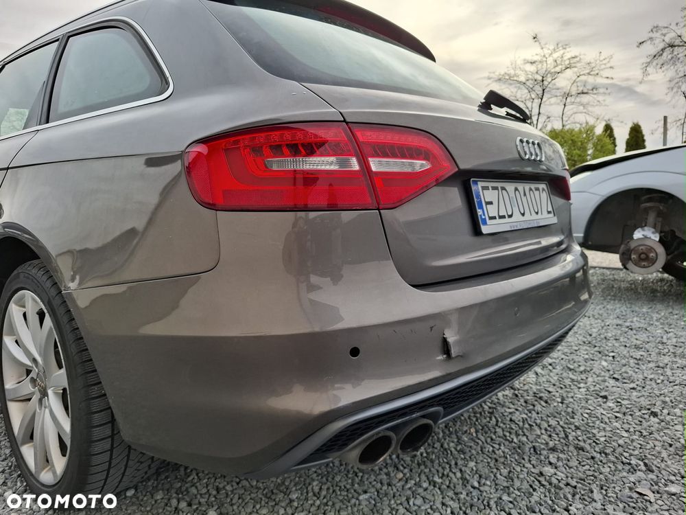 Audi A4 Avant 2.0 TDI DPF S line Sportpaket - 8