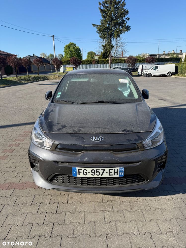 Kia Rio - 2