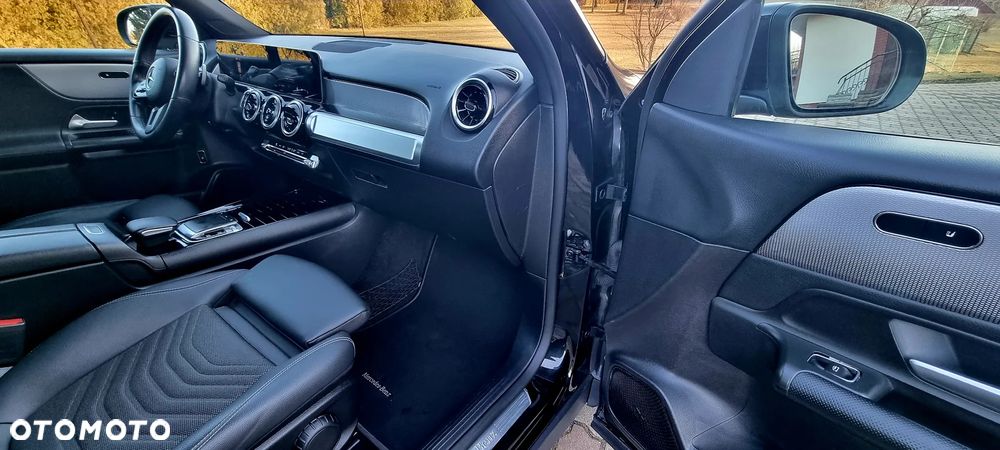 Mercedes-Benz GLB 200 Progressive 7G-DCT - 15