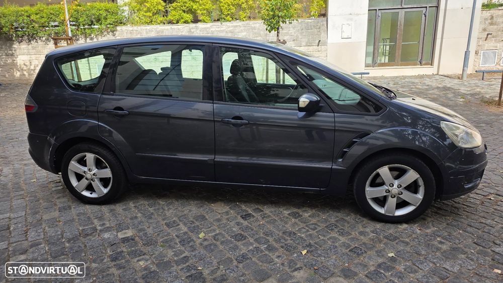 Ford S-Max 1.8 TDCi Titanium 7L - 11