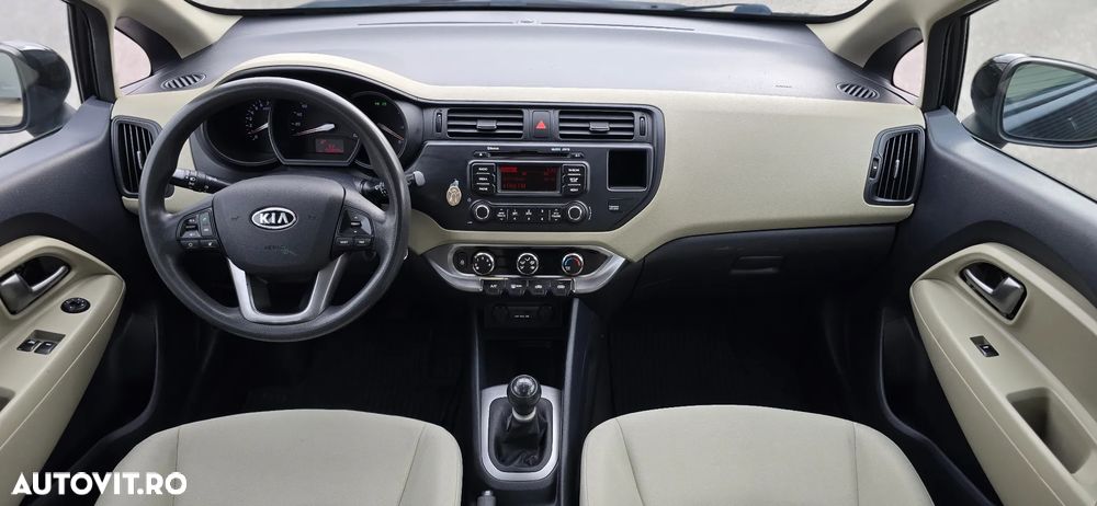 Kia Rio - 6