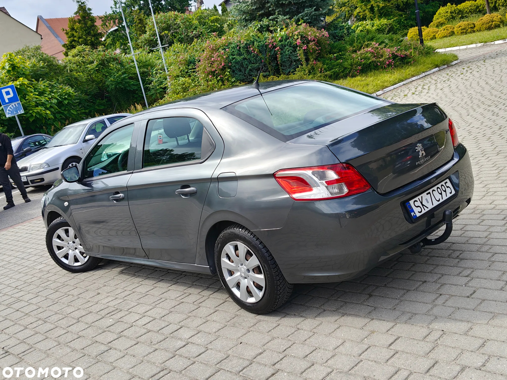 Peugeot 301 1.2 Pure Tech Access - 4