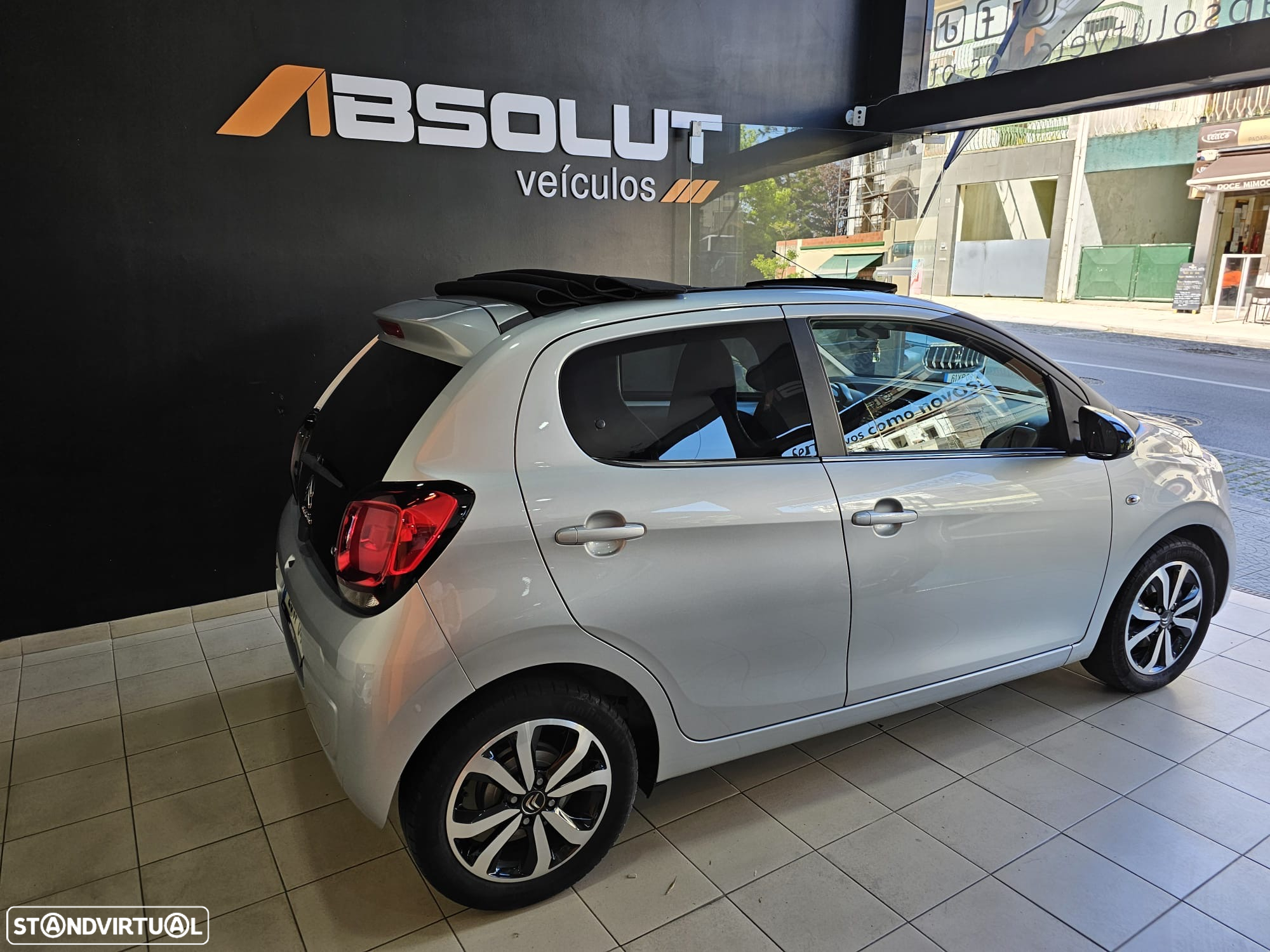Citroën C1 Airscape 1.0 VTi Shine - 13