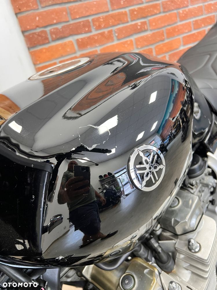 Yamaha XJR - 28