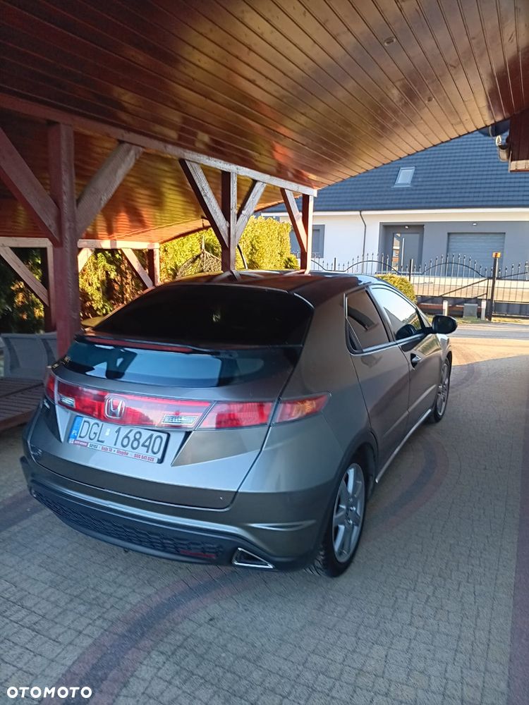 Honda Civic 1.8 Comfort - 10