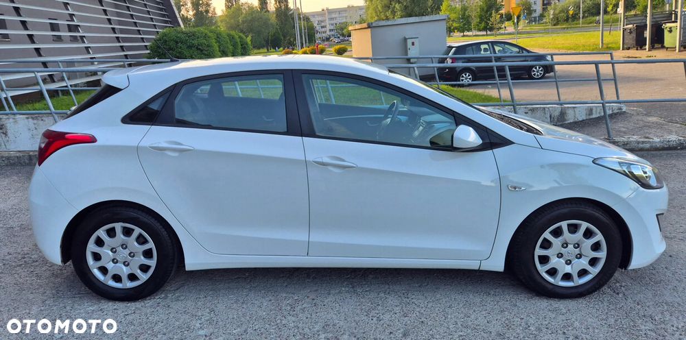 Hyundai i30 1.4 Classic + - 15
